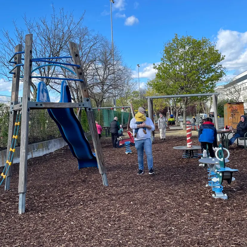 Spielplatz Schmelz 3