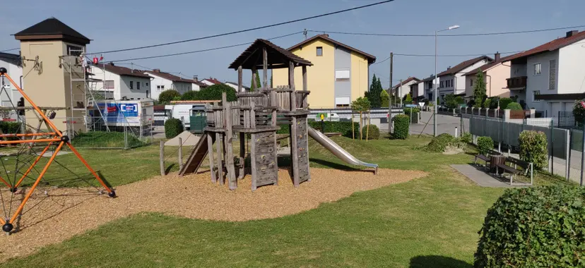 Spielplatz 5