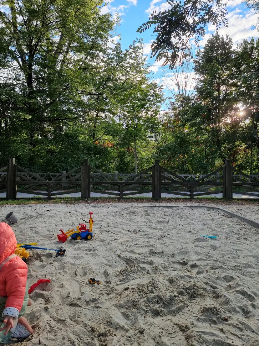 Kinderspielplatz 3