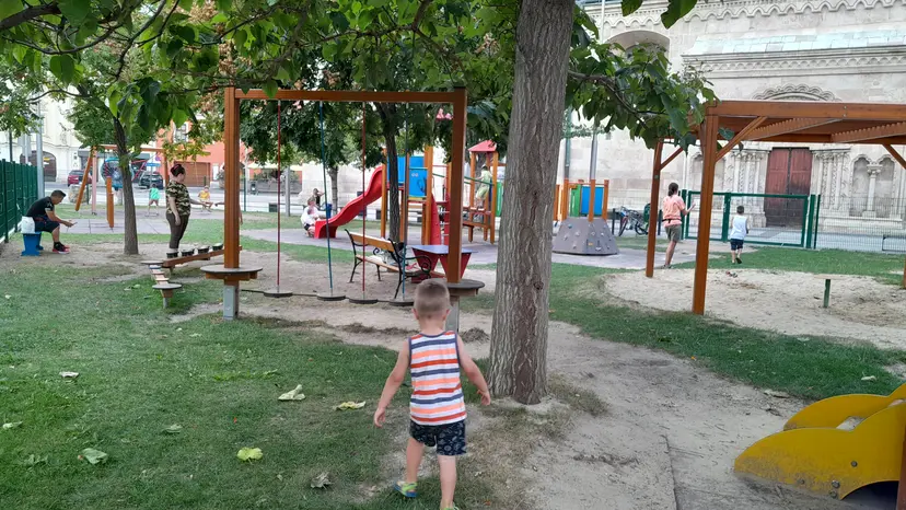 Kinderspielplatz 3