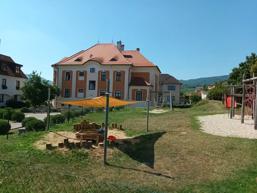 Spielplatz Rathausplatz 3
