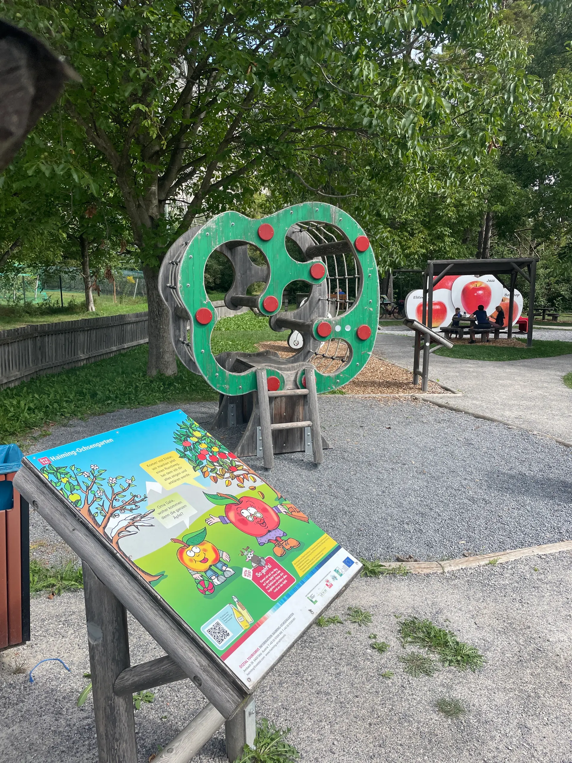 Apfelspielplatz Magerbach
