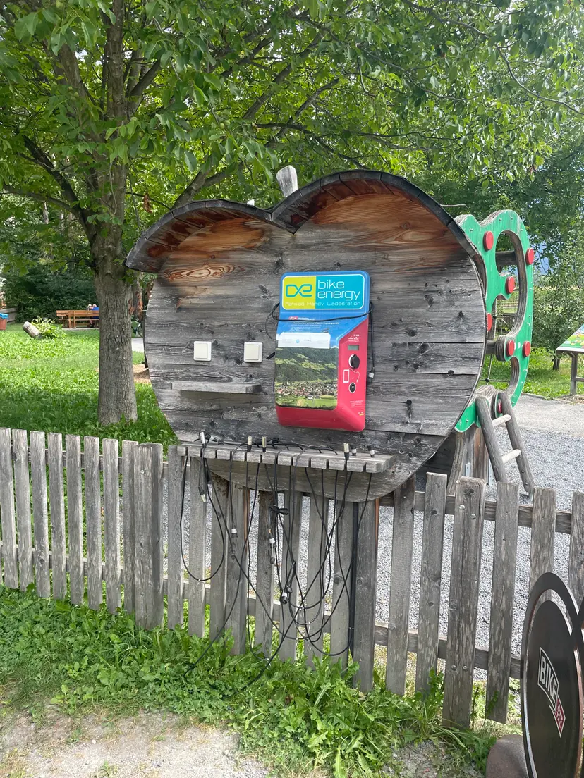 Apfelspielplatz Magerbach 4