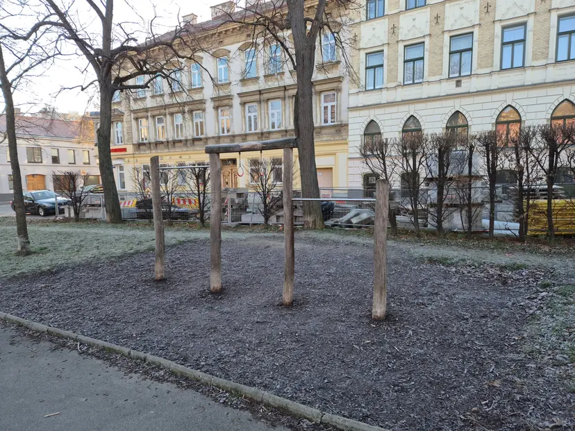 Spielplatz Parkanlage Stillfriedplatz 2