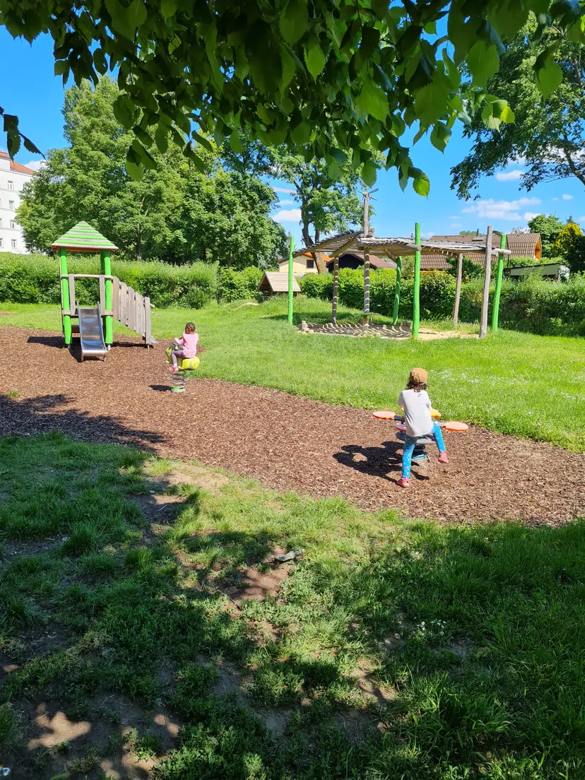 Kinderspielplatz 3