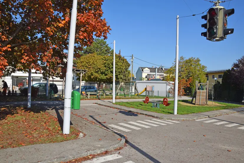 Spielplatz und Verkehrsübungsplatz 6