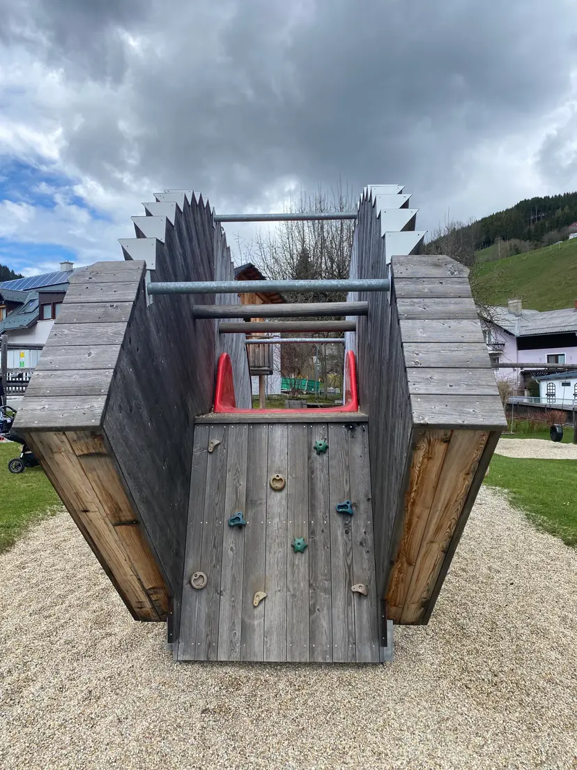 Spielplatz 6