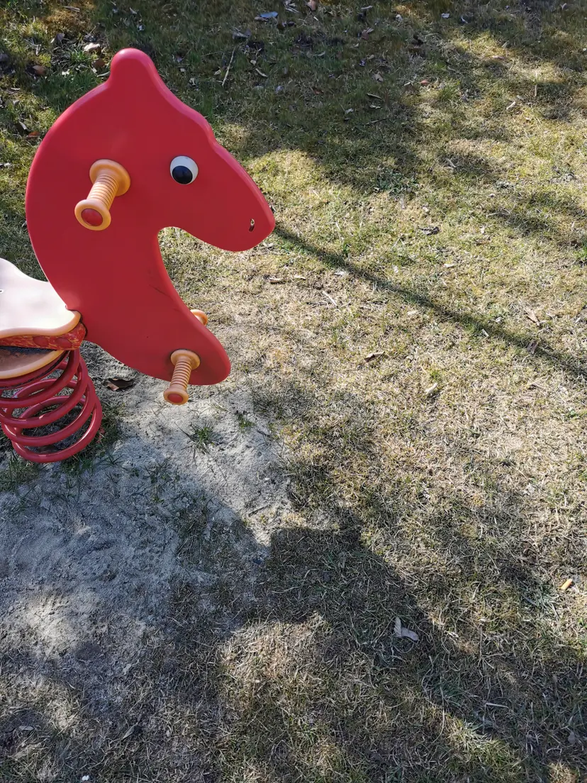 Öffentlicher Spielplatz 6