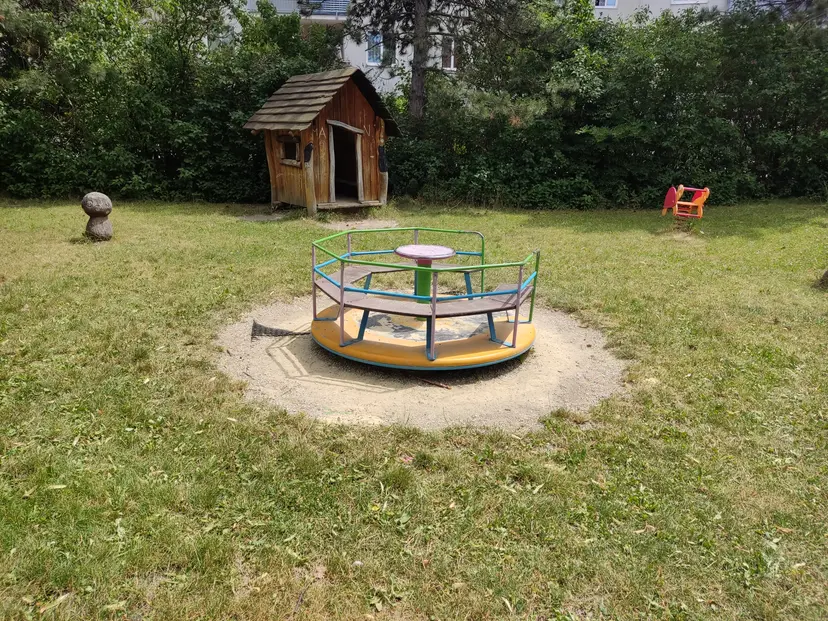 Alter Ziegelweg-Spielplatz 6
