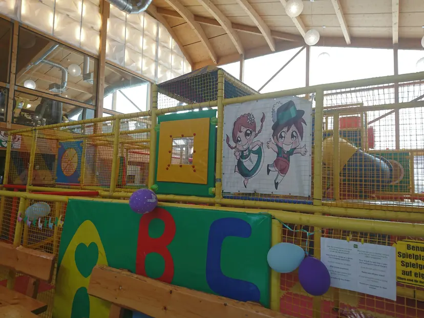 Indoor Spielplatz EuroParcs Rosental 6