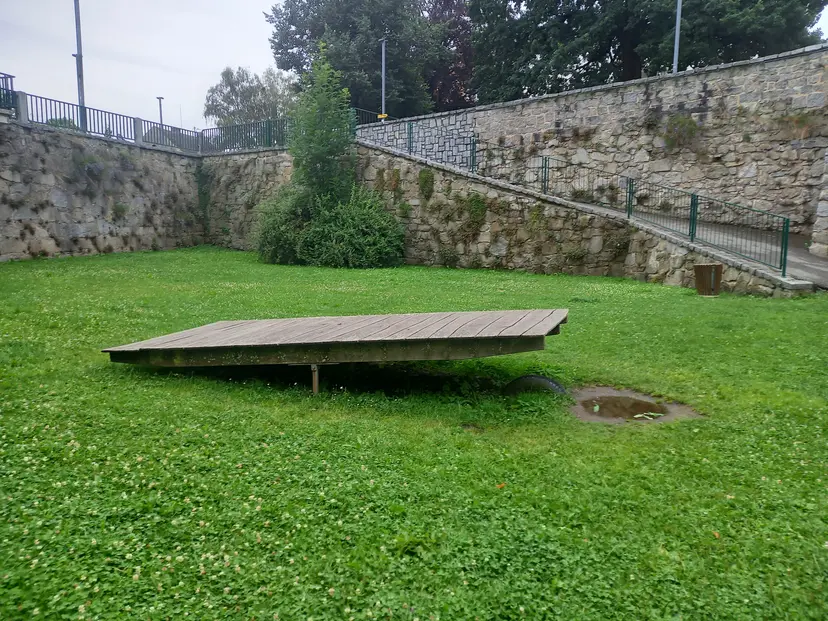 Spielplatz/Sportplatz 3