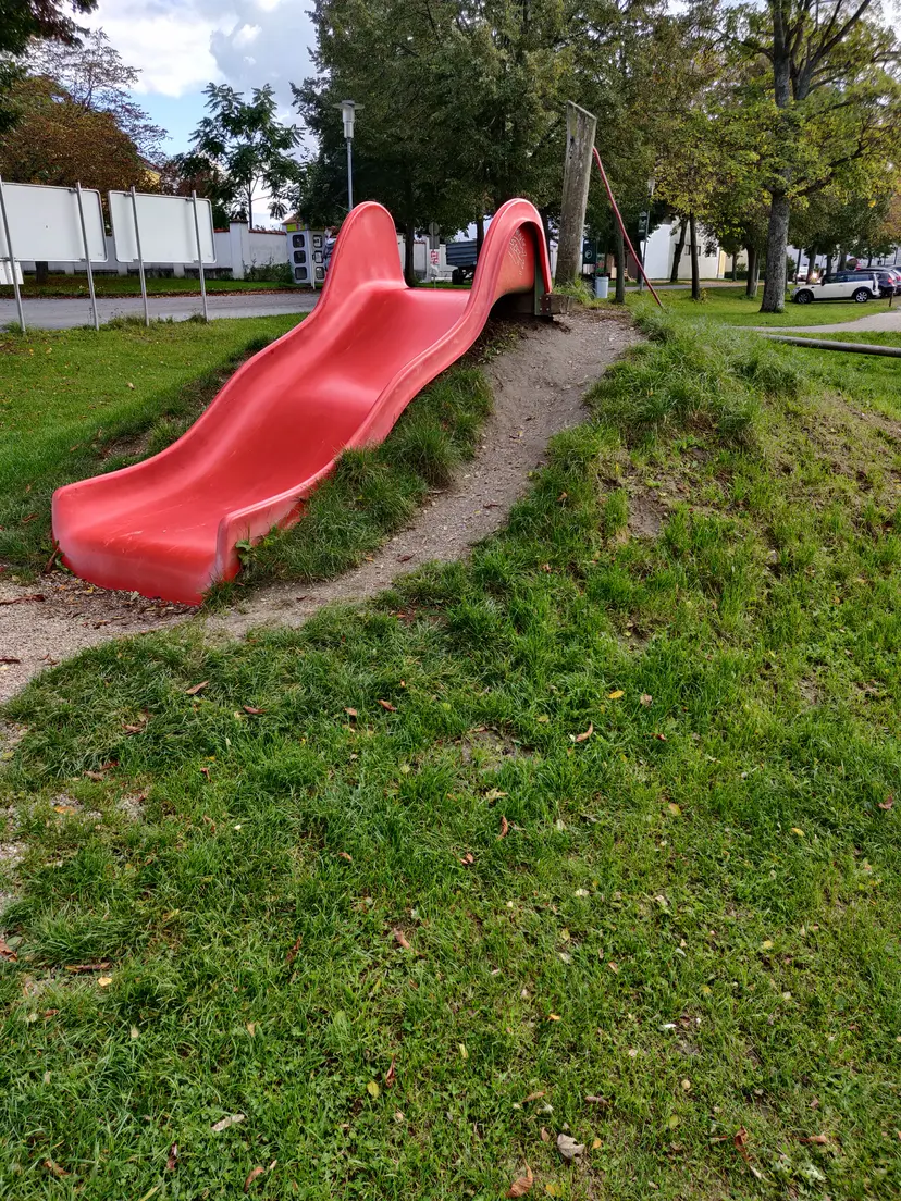 Spielplatz Schlosswiese 4