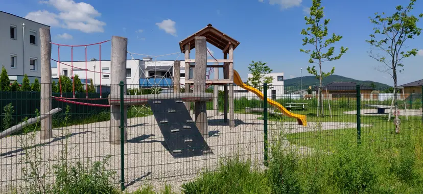 Kinderspielplatz 3