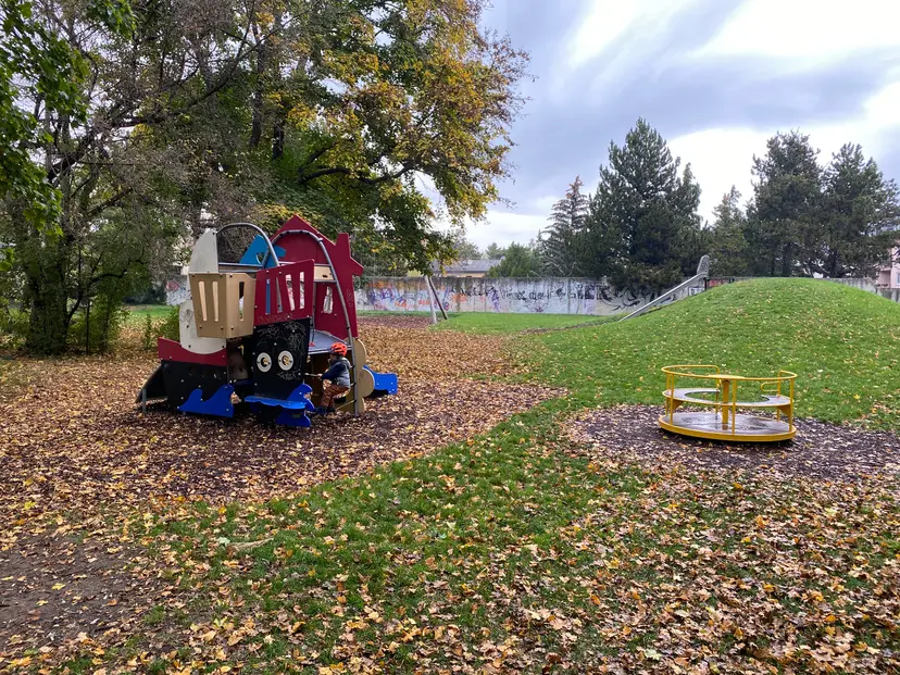 Spielplatz 4