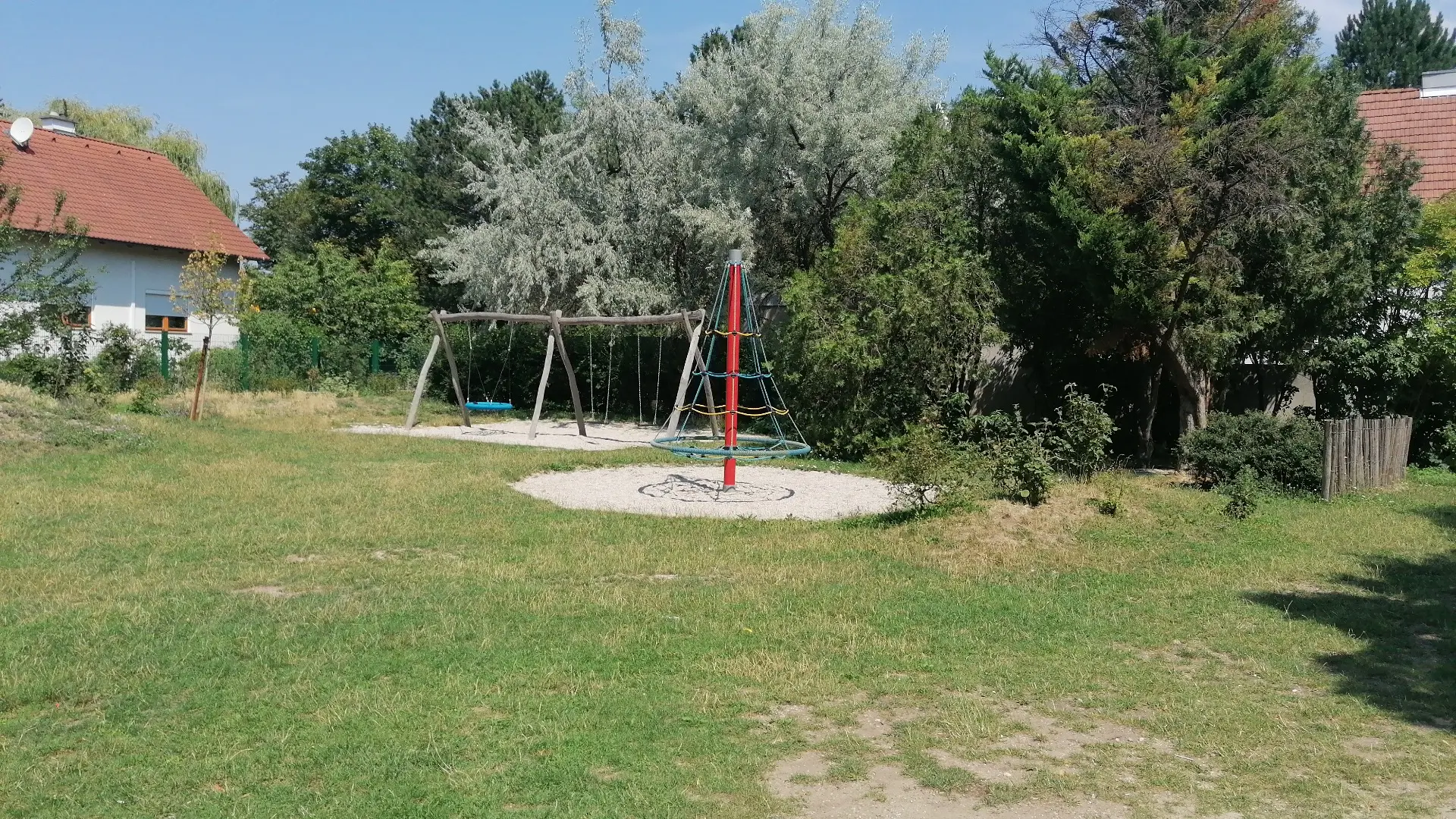 Spielplatz Straußgasse Möllersdorf
