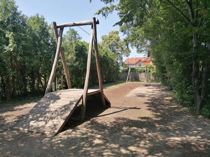 Spielplatz Straußgasse Möllersdorf 4