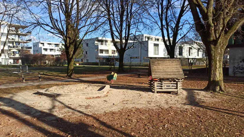 Spielplatz 6