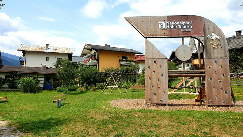 Kinderspielplatz beim Metzgerbichl 3