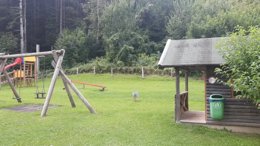 Spielplatz 4