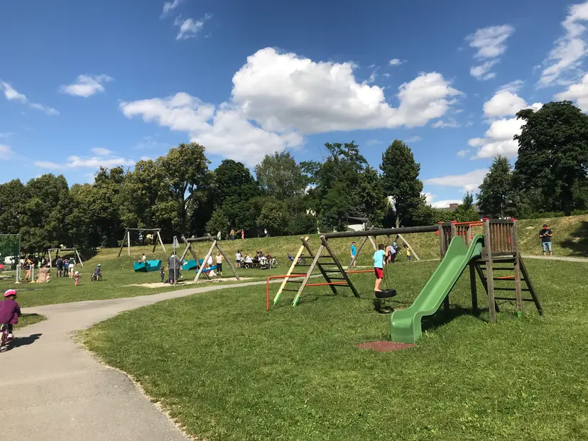 Spielplatz Groß Enzersdorf, beim Damm, Lobaueingang 3