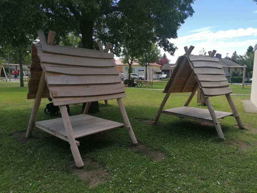 ZIEGEL Spielplatz 5