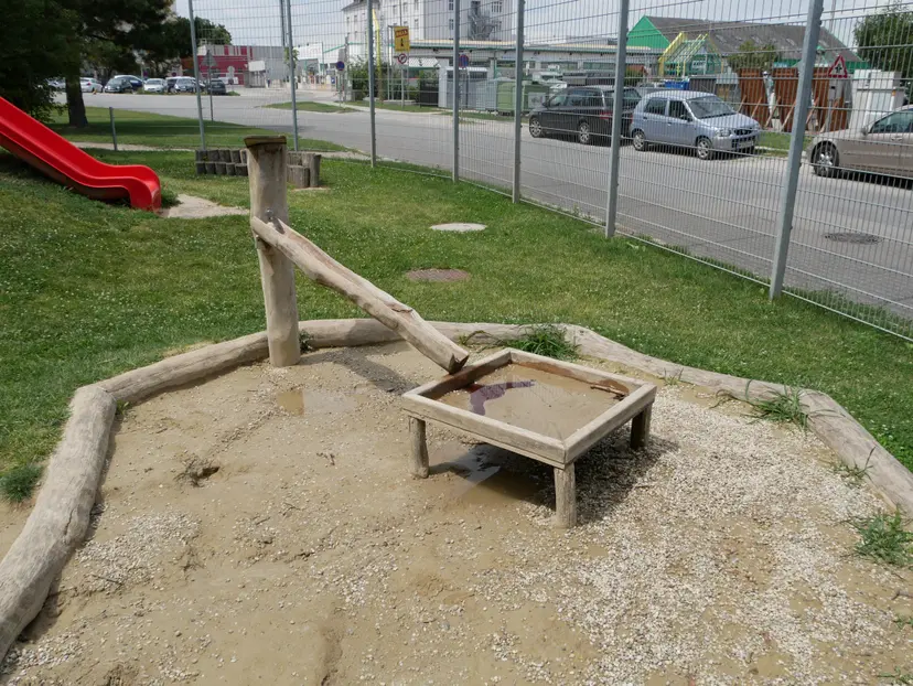 Spielplatz Groß Enzersdorf 2