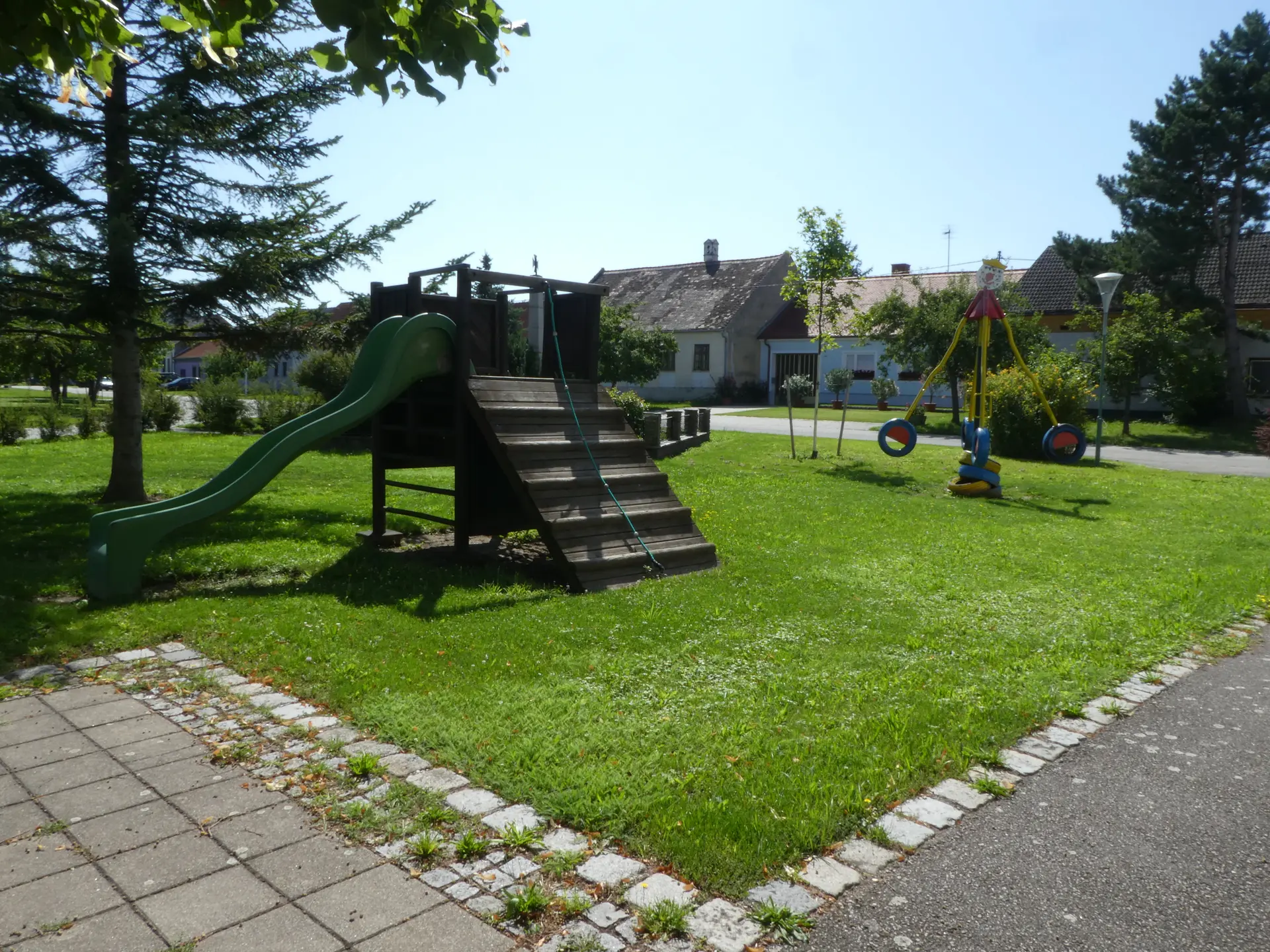Spielplatz Eggendorf im Thale