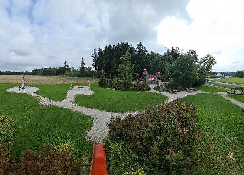 Kinderspielplatz 5