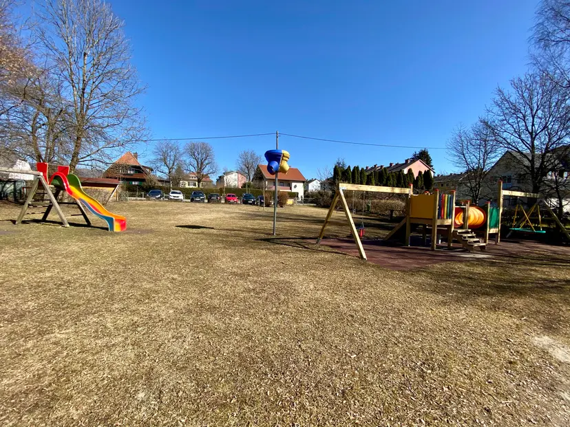 Kinderspielplatz Kreuzberglstraße 6