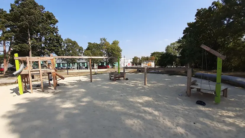 Spielplatz 5