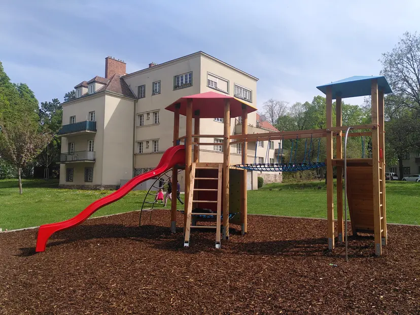 Spielplatz Karplusgasse 6