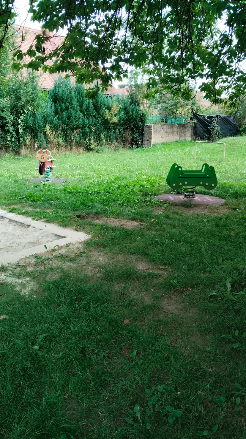 Spielplatz Ekkehard-Hauer-Straße 5