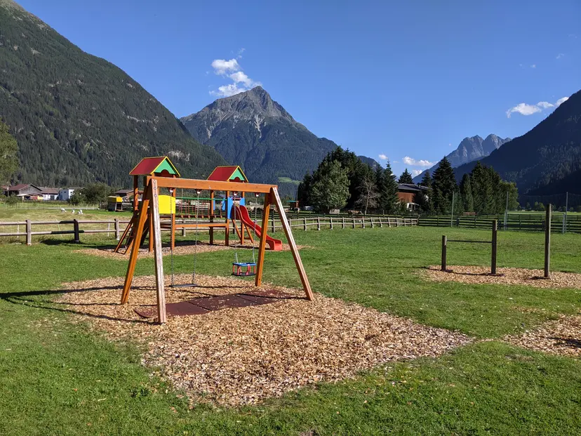 Kinderspielplatz 2