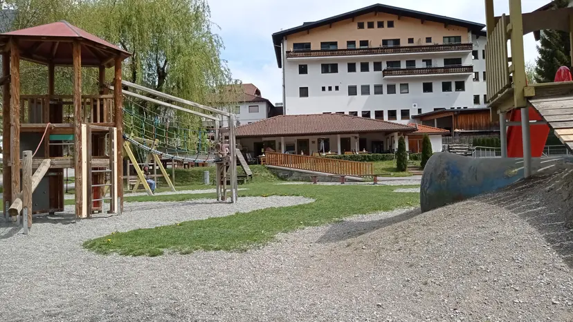 Spielplatz Arzl 4