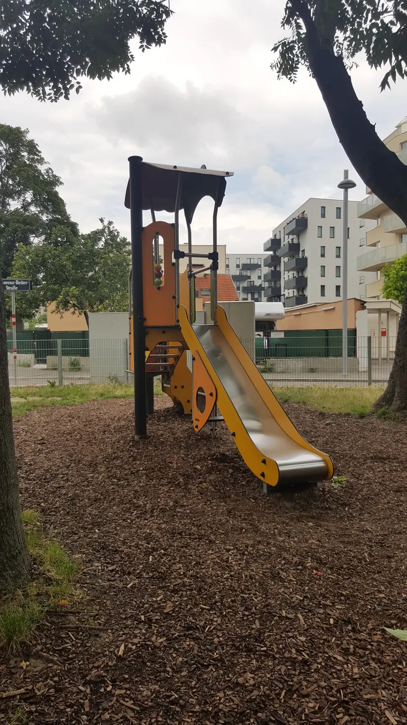 Kinderspielplatz 3