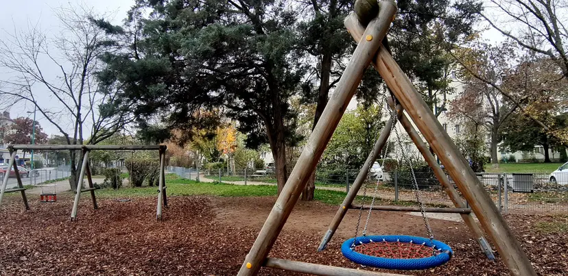 Spielplatz 4