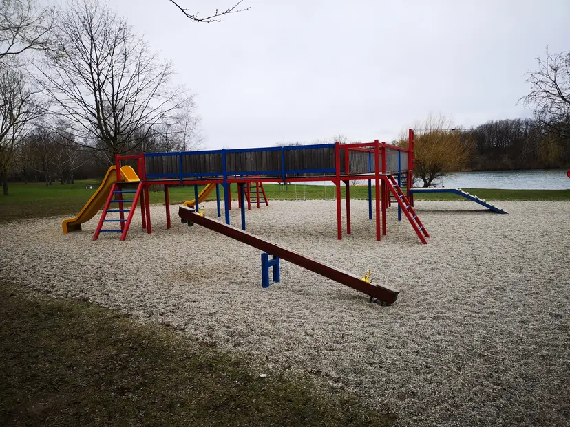 Spielplatz Ratzersdorfer See 2