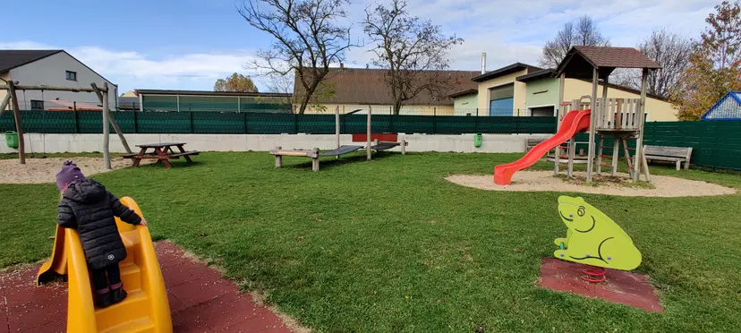 Kinderspielplatz 4