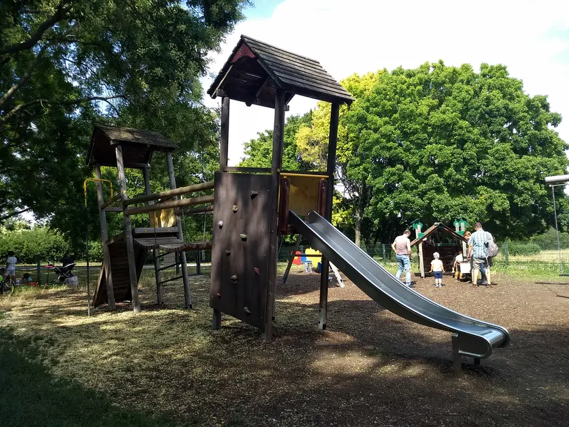 Spielplatz 2