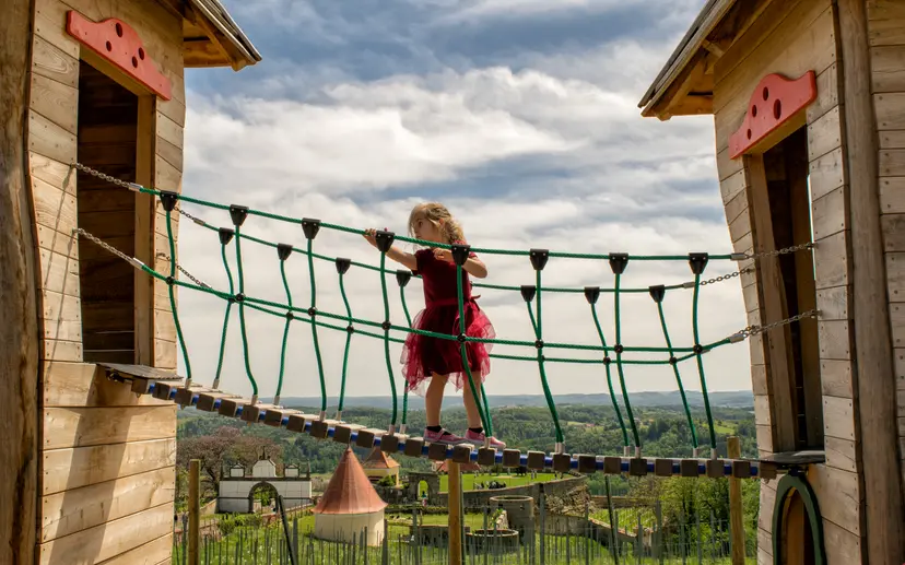 Spielplatz Burgtaverne 2