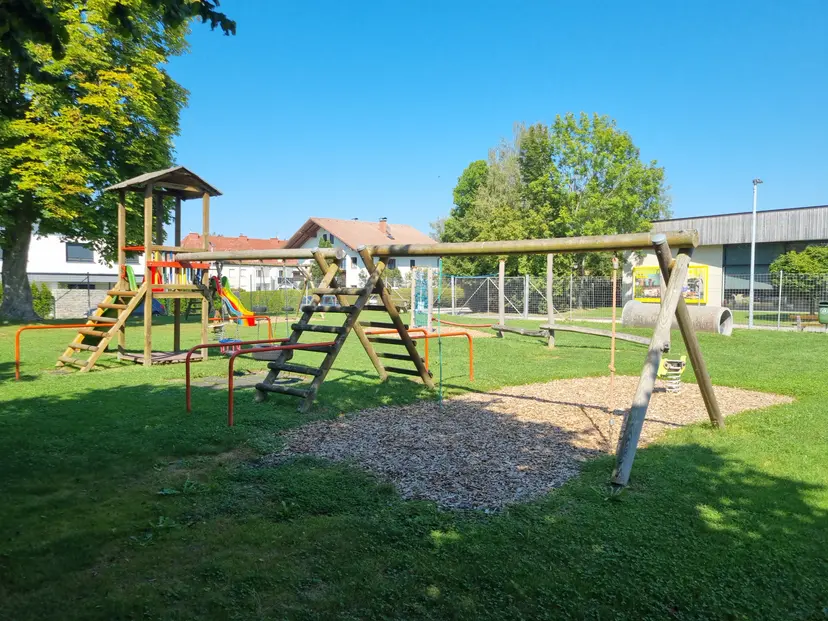 Öffentlicher Spielplatz 4