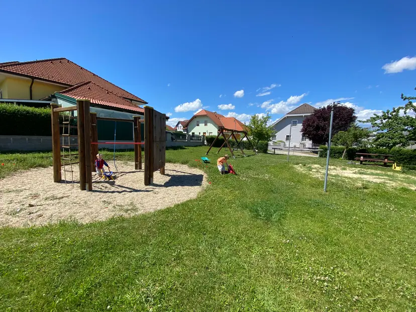 Spielplatz Kleinbaumgarten 5