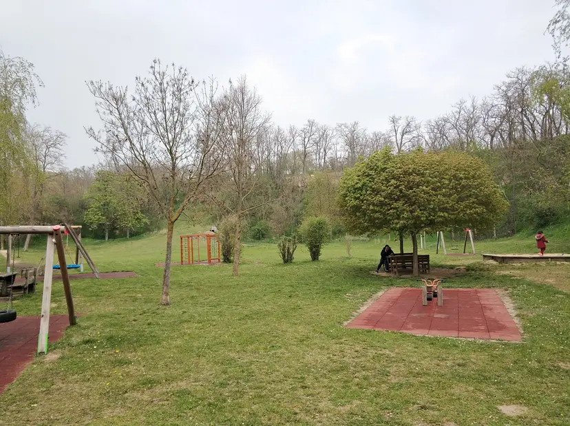 Auersthal Kinder Spielplatz 4