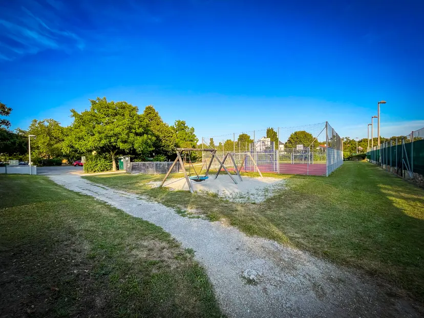 Spielplatz Einfaltstraße 6