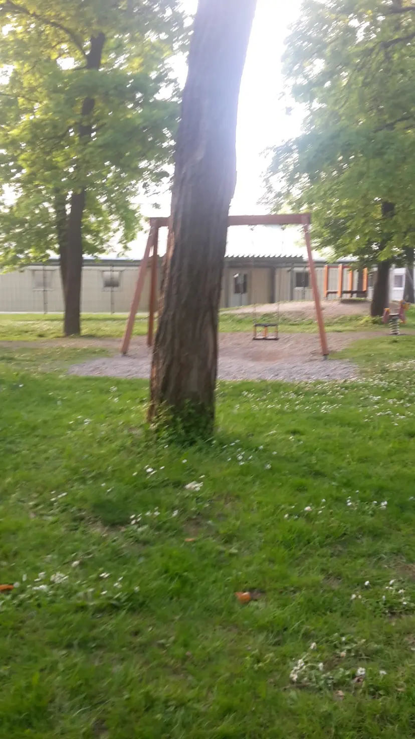 Kinderspielplatz 4