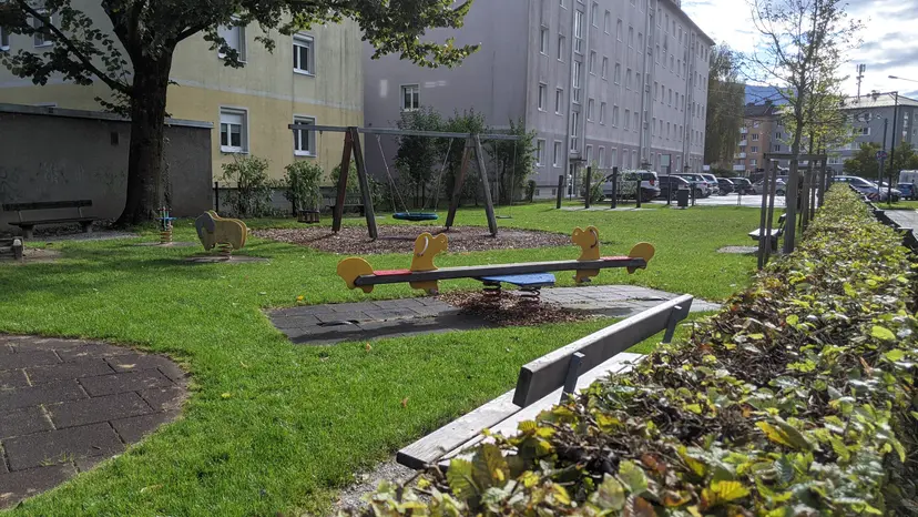 Spielplatz Michael-Pacher-Straße 4