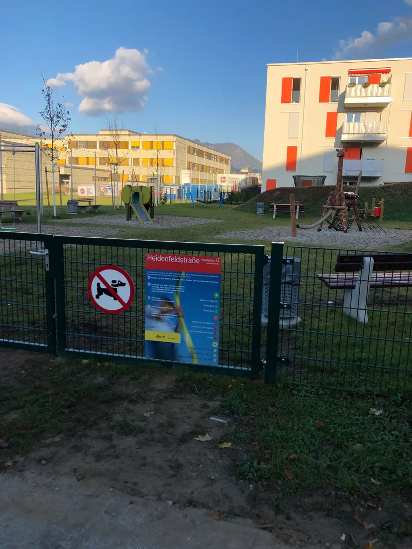 Kinderspielplatz 5