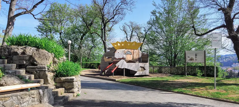 Kinderspielplatz Schlossberg 4