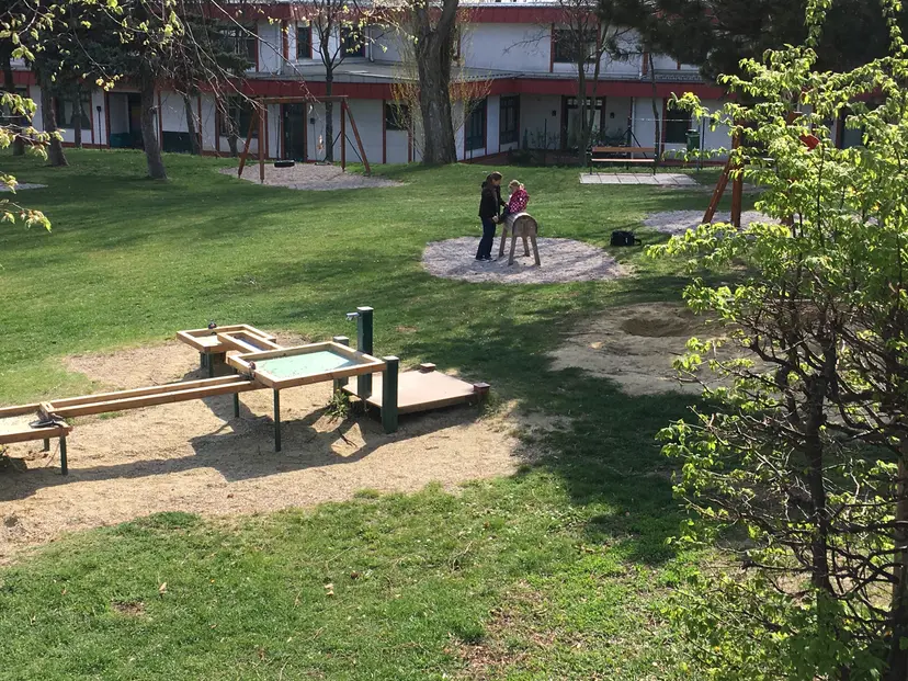 leopoldsdorf Kinderspielplatz 4