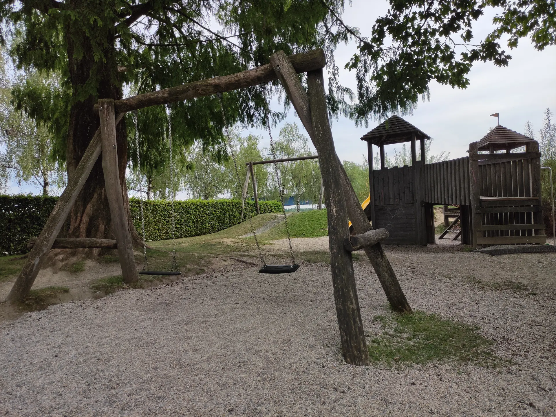 Spielplatz öffentlich